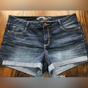 Arizona denim shorts